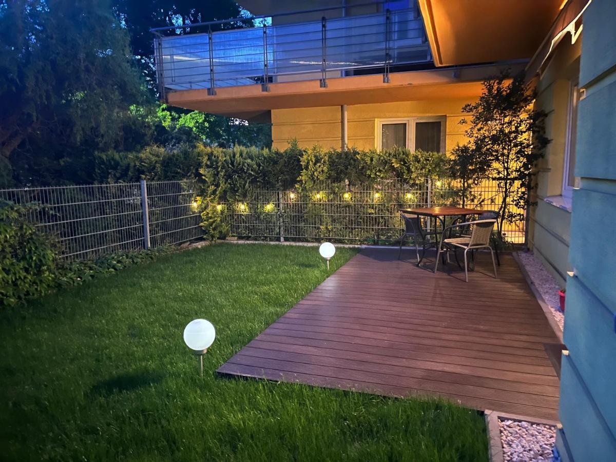 Apartament Z Garazem I Ogrodem Kołobrzeg Buitenkant foto