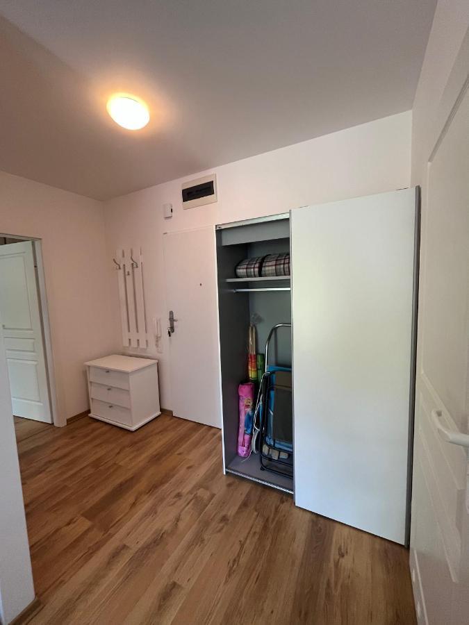 Apartament Z Garazem I Ogrodem Kołobrzeg Buitenkant foto