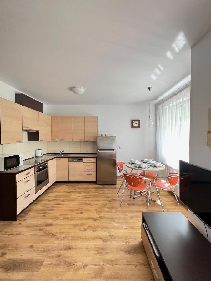 Apartament Z Garazem I Ogrodem Kołobrzeg Buitenkant foto