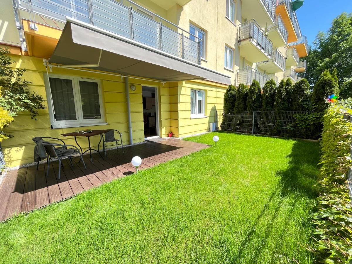 Apartament Z Garazem I Ogrodem Kołobrzeg Buitenkant foto
