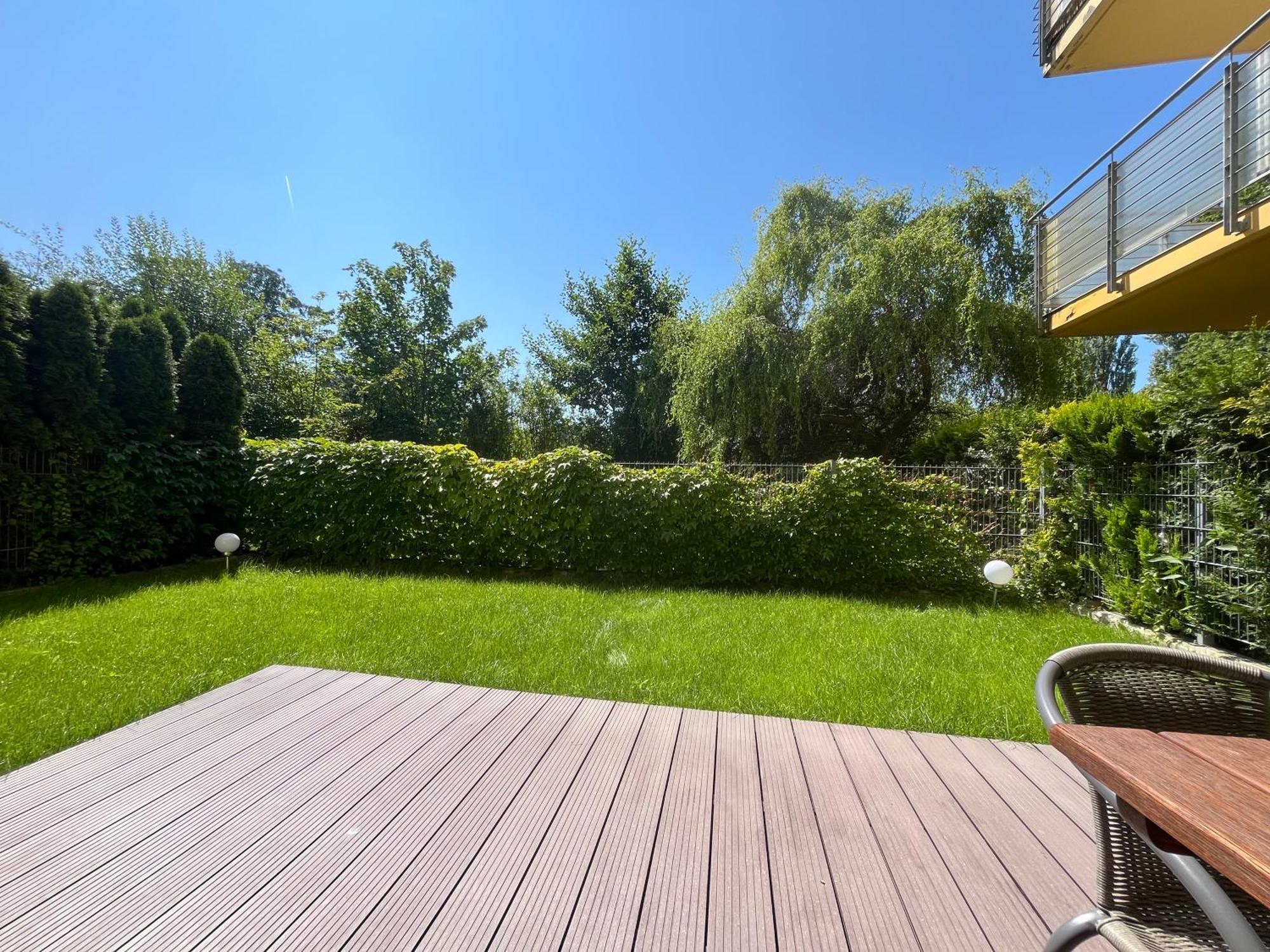 Apartament Z Garazem I Ogrodem Kołobrzeg Buitenkant foto
